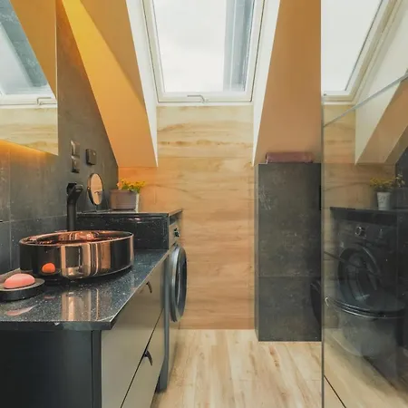 Lägenhet Przepiekny Orange Z Widokiem Na Skrzyczne - Sun&sport